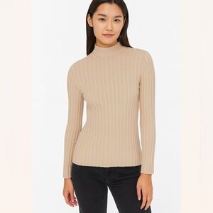 ⚡️💕G2000 Wool Blend Ribbed Crew Neck Lightweight Beige Sweater XS/S EUC